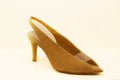 Scarpa Slingback Spuntata in Camoscio